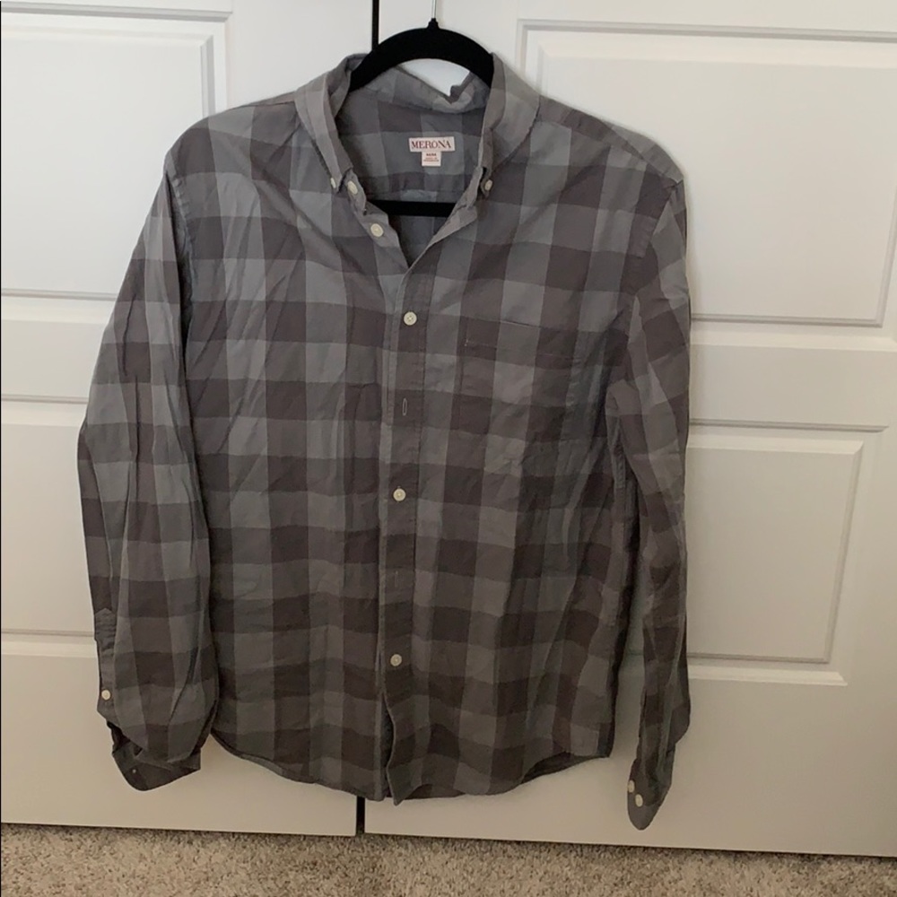 Merona button up shirt